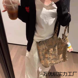 复古小红书新款格纹橙色格子大容量时尚包高腋下颜值通勤托特单肩