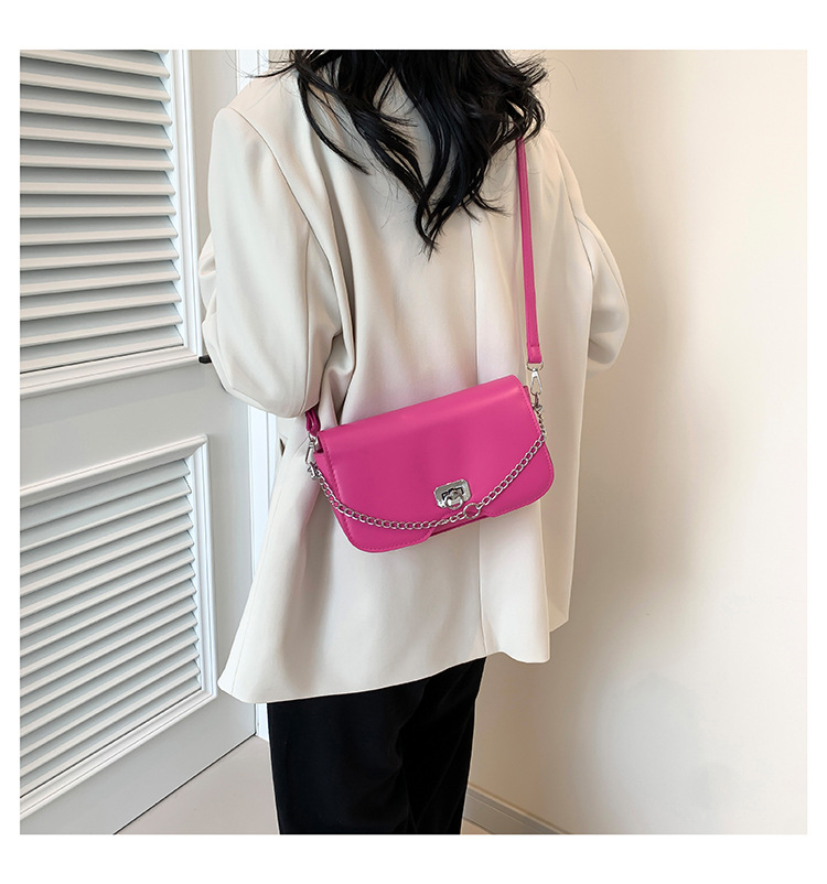 Bolso de hombro de color liso con diseño de axila coreana, sencillo y moderno, con diseño diagonal, para mujer, novedad de verano de 2024_voghion.com