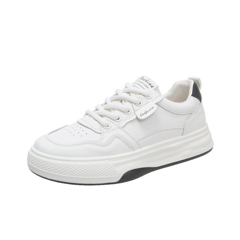 Pequeños zapatos blancos transpirables para mujeres innings versátiles de otoño de 2025 zapatos de mujer nuevos zapatos deportivos casuales coreanos de suela gruesa para mujeres