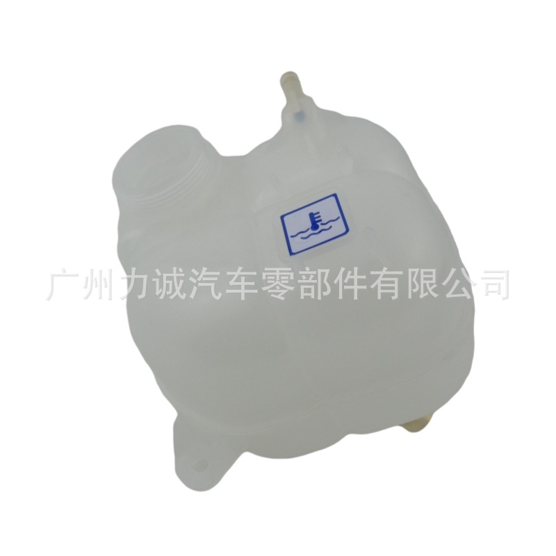 68102155Ad Is Suitable for 2015-2017 Jeep Grand Cherokee Cherokee Liberty Coolant Reservoir Water Tank