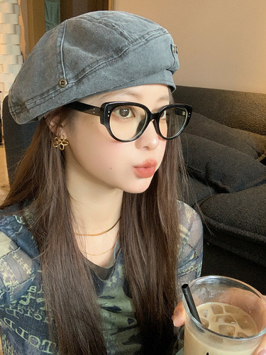Women's Vintage Denim Beret, Washed Distressed Thin Artist Hat, Large Headsize, Versatile, Fashionable, Forward Hat, Highlights Face