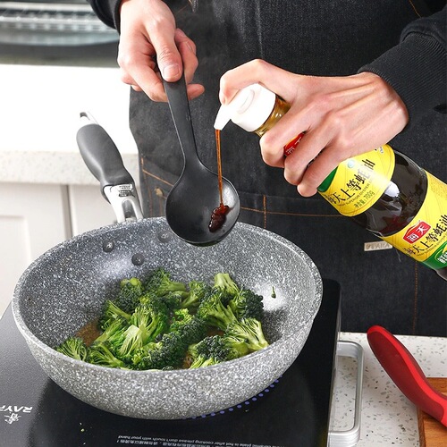 Oyster Sauce Bottle Squeeze Pump Head Haitian Home Use Oil Squeezing Oyster Sauce Gadget Press Oil Bottle Head Pressing Mouth