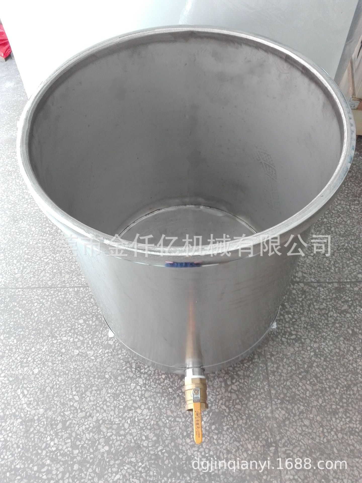 厂家供应304不锈钢拉缸 化工搅拌缸 移动拉缸 分散缸化工储罐水桶