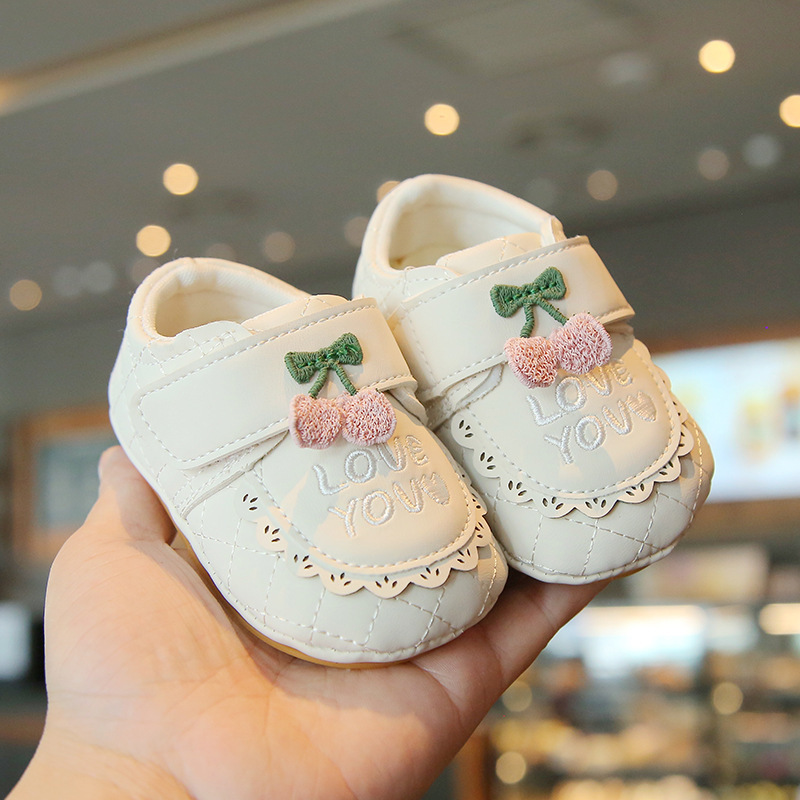 Spring and Autumn New 0-2 Years Old Baby Toddler Shoes Soft Sole Princess Shoes 3-6-9 Months Baby Girl Breathable Shoes