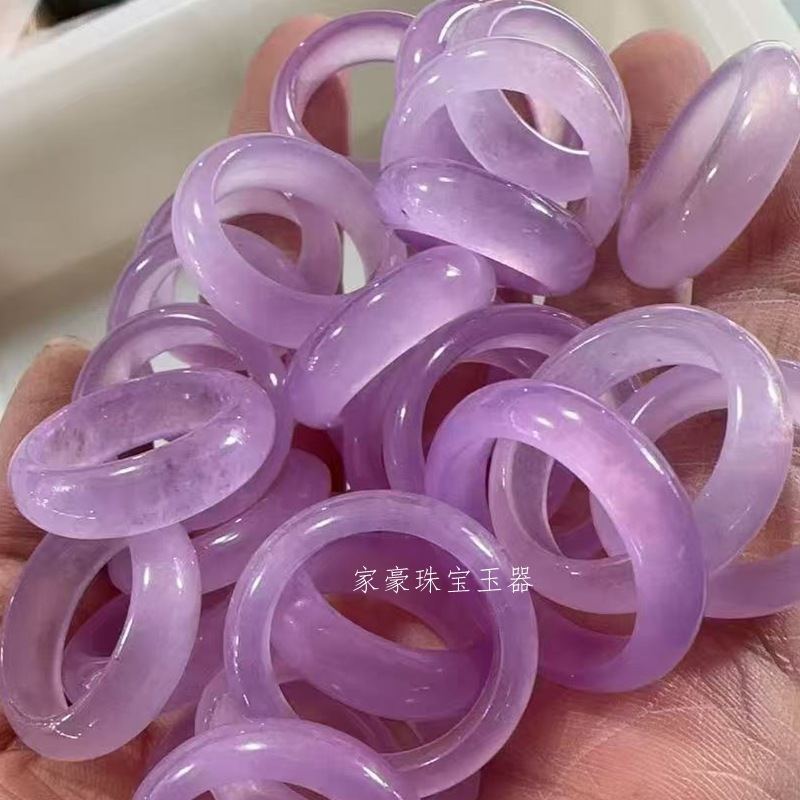 ミャンマーの氷種の指輪のバイオレットの漂う緑のリングの陽の緑の漂う花の春のカラーリングは指輪のリングの玉のリングを指します。|undefined