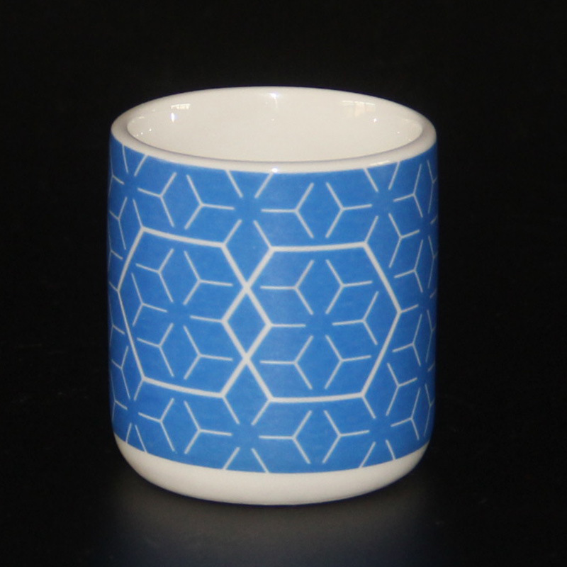 工厂定制色釉无把手陶瓷酒杯70ml/80ml清酒烈酒杯直口杯外贸出口