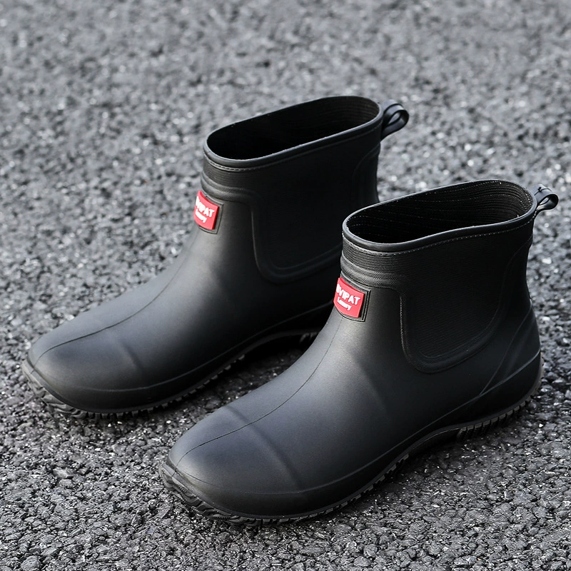 Новая пара водонепроницаемая обувь мужская и женская дождевая обувь короткая трубка студент корейская версия дождевых сапог дикие износостойкие водяные сапоги с толстой подошвой