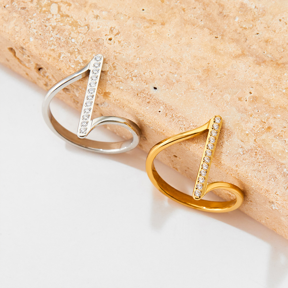 Real Gold Plated Plating Material Zircon Inlay Material PVD Coated Real Gold Plated 16K Gold White Gold Plated Gold Plating Solid Color 304 Stainless Steel Retro Waterproof Non Tarnish Wave Ring