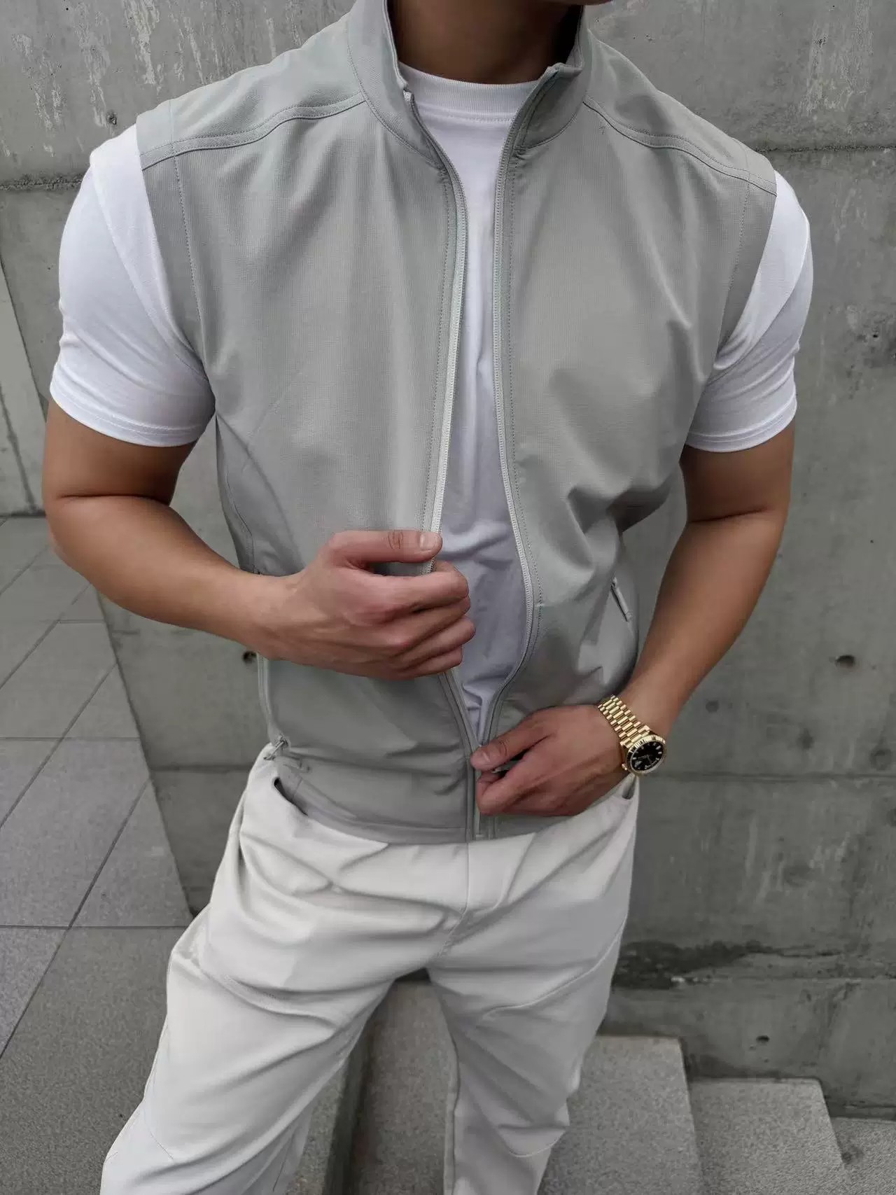 Men's Slim Fit Vest Quick Drying Breathable Sports Casual Zipper Sleeveless Top Lightweight Outdoor Summer Solid Color Stand Collar_viptrois.com