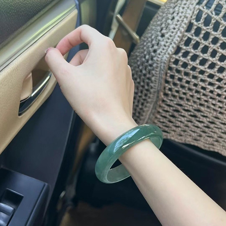 Vòng tay ngọc bích Miến Điện tự nhiên dầu xanh nữ có giấy chứng nhận chi tiết 2