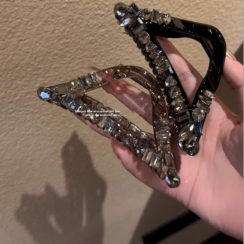 Beauty to foul! Grab clip shiny rhinestone hairpin temperament pontail clip Korean high sense hairpin hairpin women's