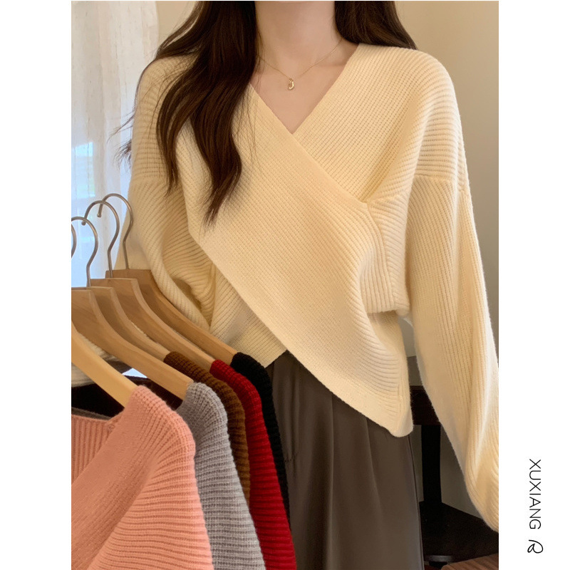 秋冬季新款不规则交叉内搭打底衫慵懒风时尚针织衫女短款外穿上衣