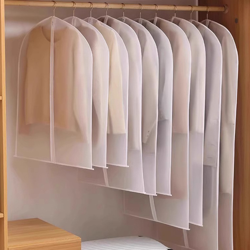 White edge zipper style