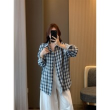������� 26�괺���¿�͹�ײɫ��y�L���r�����e��������Ů