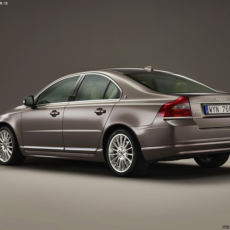 Aplicable a 05 Volvo S80 para ventas transfronterizas de neumáticos para automóviles, suministro de comercio exterior