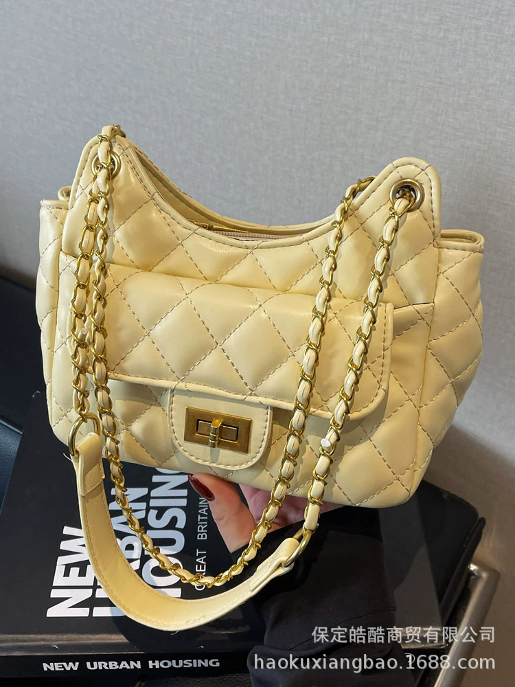 Летняя сумка через одно плечо, трендовая сумка на плечо, в стиле Chanel, сумка с цепочкой, городской стиль, интернет-звезда