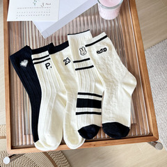 2024春夏新款襪子女雙針雙路卡通刺繡黑白系ins潮中筒女襪批發棉