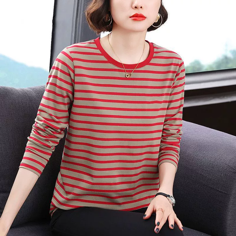 Женская рубашка с длинными рукавами больших размеров на весну и осень, утягивающая женские топы в полоску, футболка, универсальная нижняя рубашка в корейском стиле для тетушек