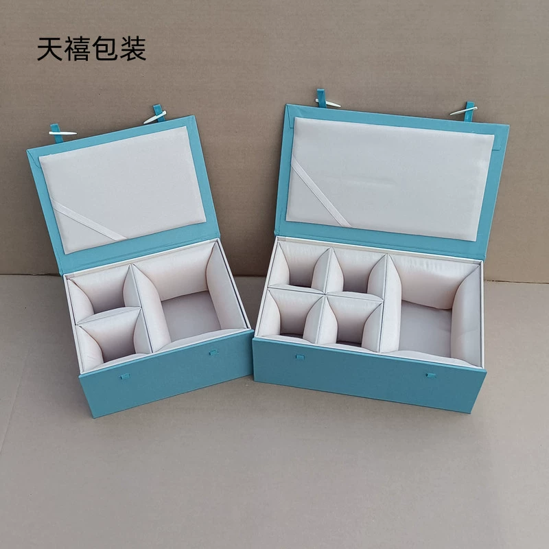 Синяя тканевая коробка, одна кастрюля, две чашки, набор из четырех чашек, подарочная упаковочная коробка, подарочная коробка, пустая коробка, чайник, чашка, коробка из парчи