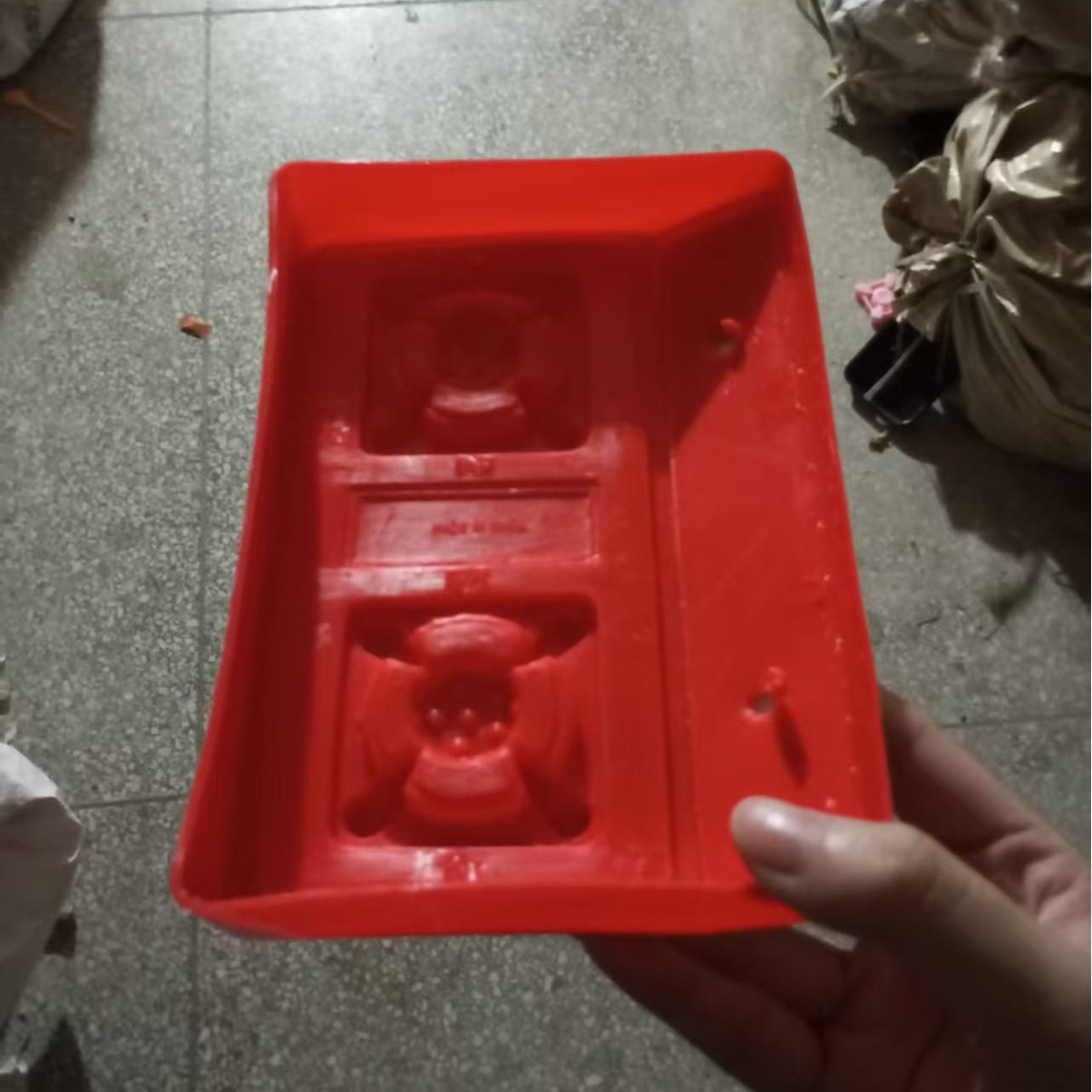 Juguetes caseros cubiertos accesorios de horno cuadrado rojo