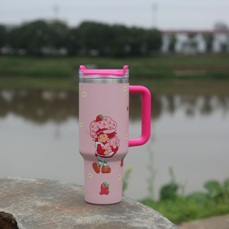 Amazonas transfronterizas fresa niña 40oz taza de automóvil de segunda generación taza de hielo de gran capacidad con mango de paja taza de agua