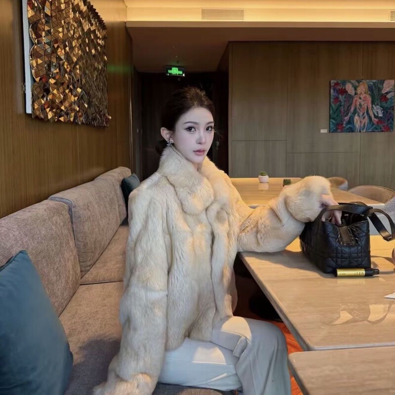 Autumn and Winter New Style Full Leather Rabbit Fur Coat Korean Style Jacket Fashionable Casual Lapel Short Square Collar Fur Coat for Women Autumn and Winter New Style Full Leather Rabbit Fur Coat Korean Style Jacket Fashionable Casual Lapel Short Square Collar Fur Coat for Women