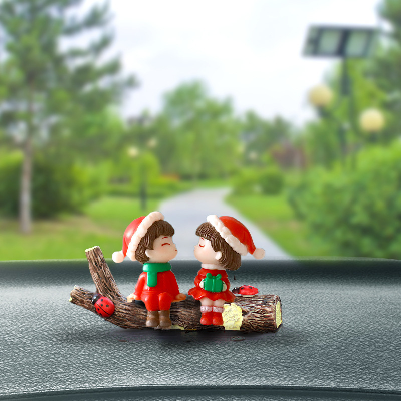 Coche de Navidad Consola central de coche Decoración de pareja linda creativa Decoración de escritorio de muñeca creativa de Navidad transfronteriza