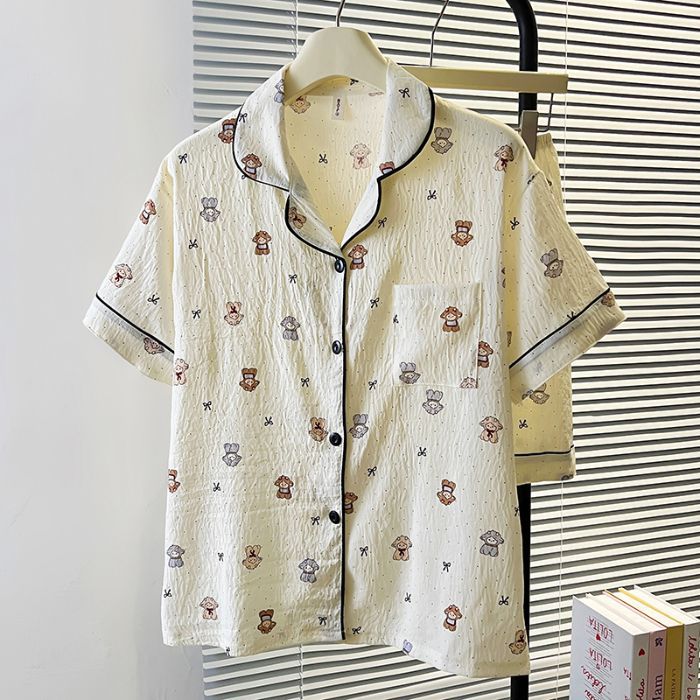 Pijamas al por mayor transfronterizos pantalones cortos de manga corta de verano para mujer cardigan de dibujos animados sueltos que se pueden usar afuera