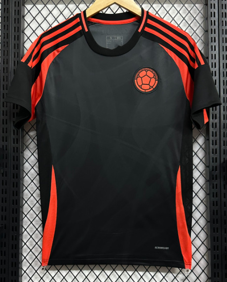 Una pieza de camiseta 2425 equipo nacional México Italia Brasil España Portugal uniforme de fútbol bordado