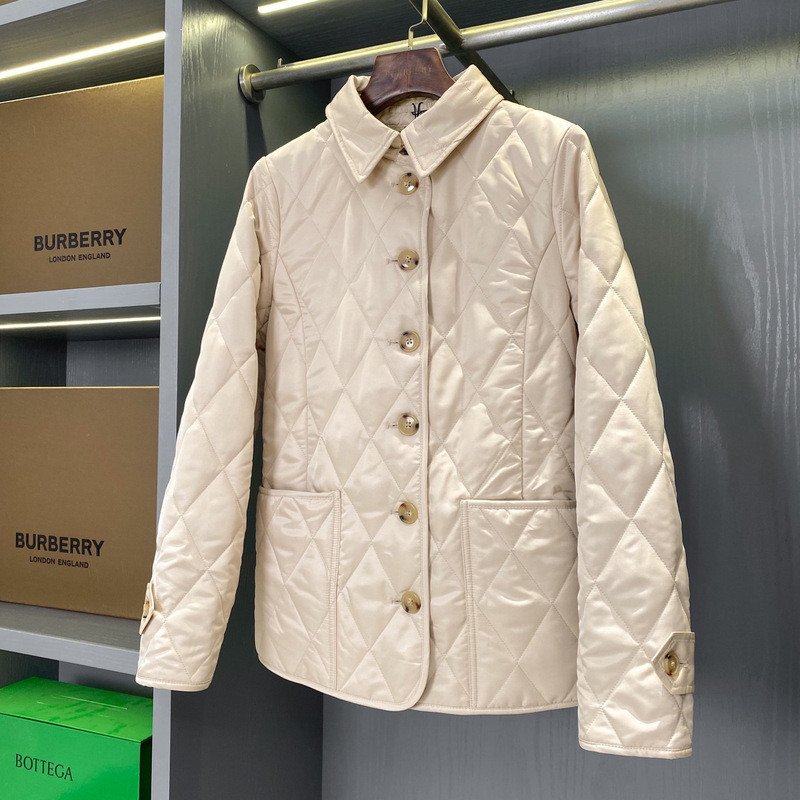 26 New Spring, Autumn, and Winter Quilted Cotton Jacket with a Waist-Cinching Design, Slimming Retro Short Cotton Jacket 26 New Spring, Autumn, and Winter Quilted Cotton Jacket with a Waist-Cinching Design, Slimming Retro Short Cotton Jacket