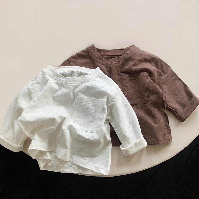 竹節綿の子供の長袖のtシャツ