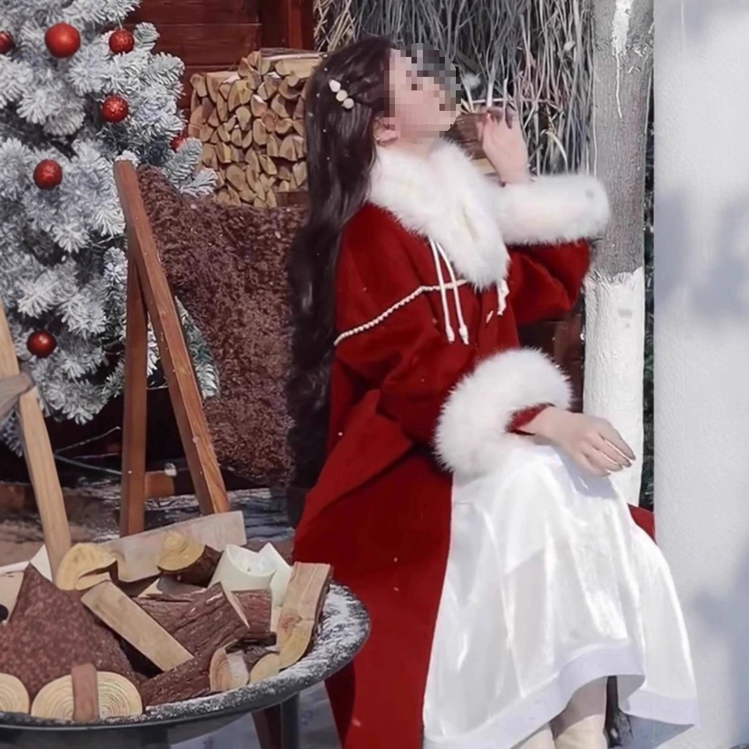 Новогодний боевой костюм в китайском стиле красный шерстяной шерстяной пальто темно-зимняя одежда женский 2024 новый модный красивый пальто в этом году