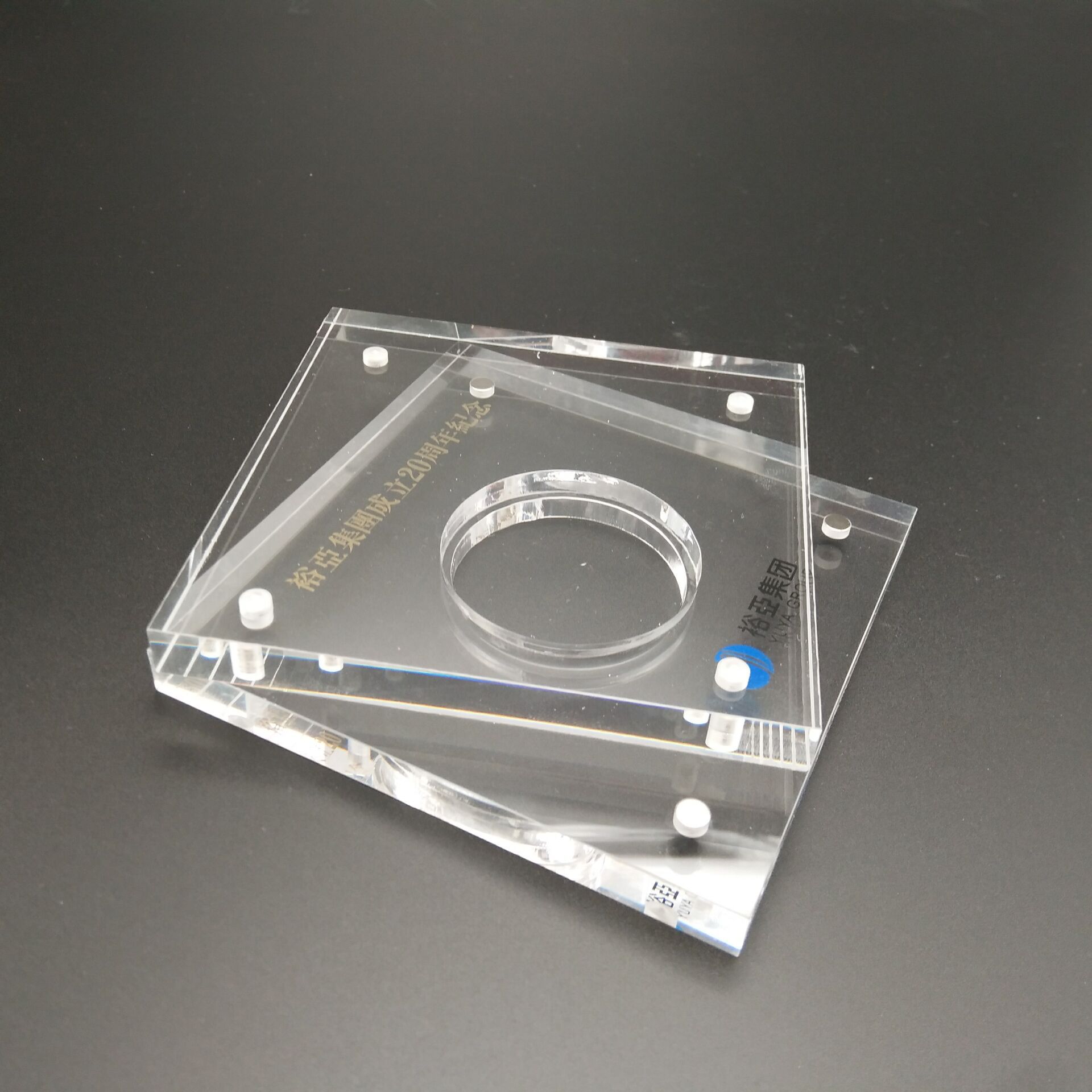 批发亚克力硬币展示支架玻璃强磁透明加厚金钱币收藏纪念币模型