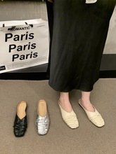 法式小众褶皱包头半拖鞋女鞋子2023新款夏季外穿银色气质半托单鞋