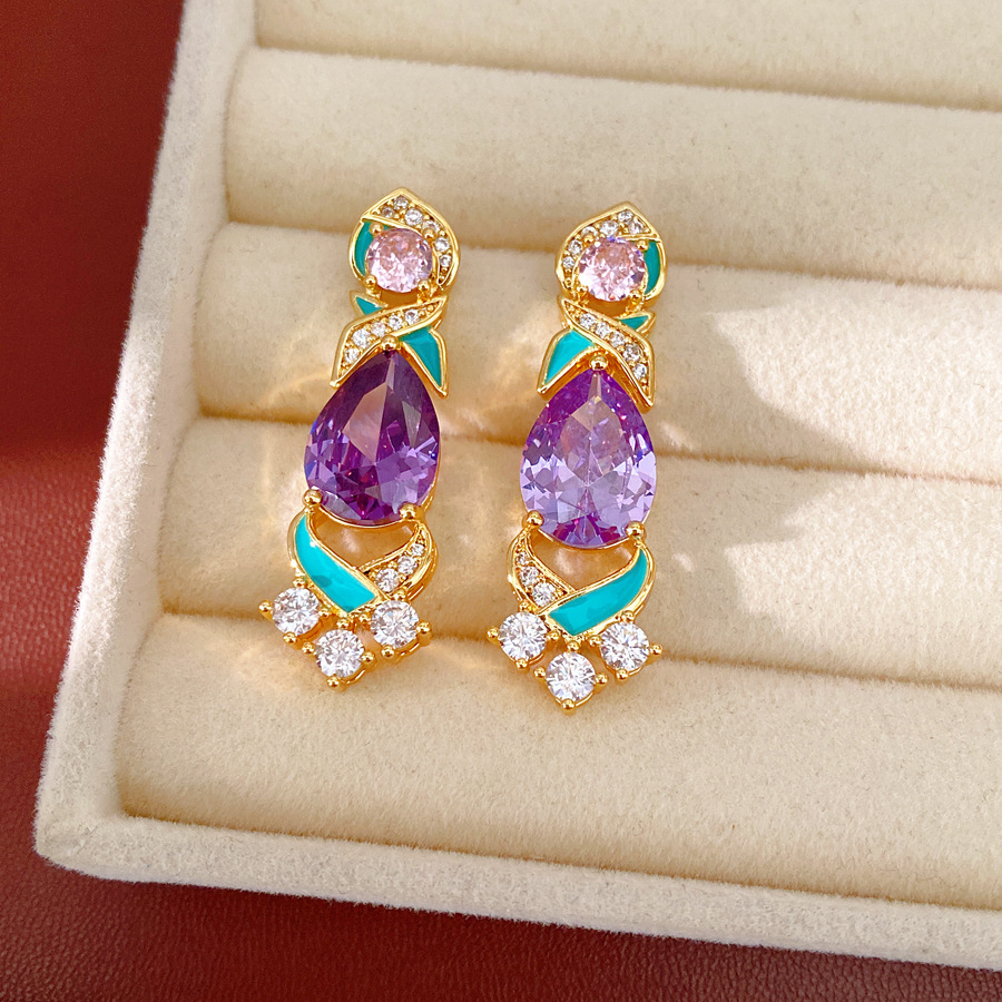 Corte de viento goteo de aceite de zircon collar oval lujo ligero de alto nivel sensación de cadena de clavícula exquisita nicho conjunto de joyería al por mayor