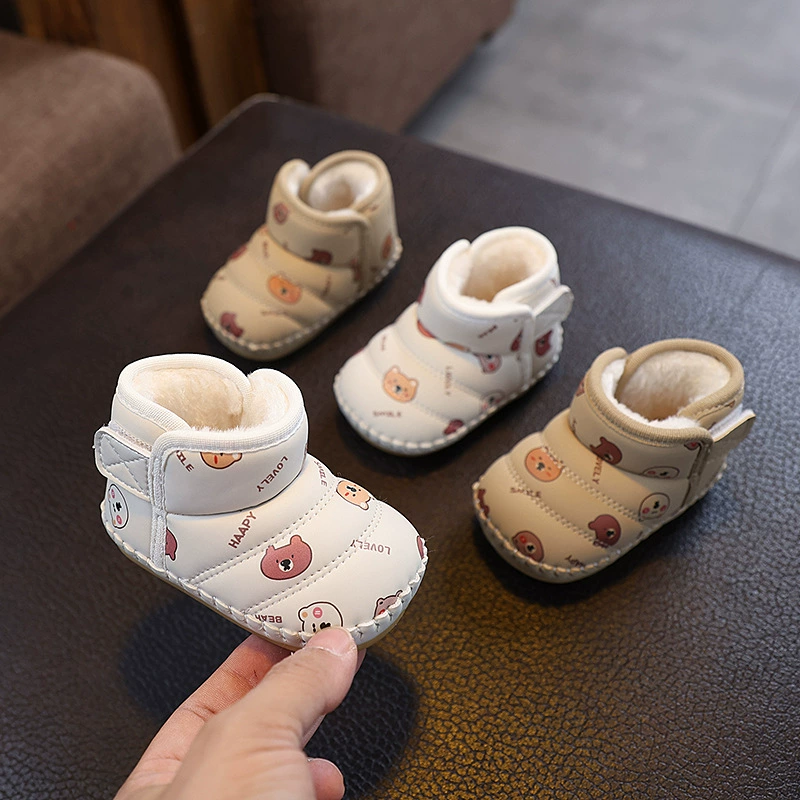 Детская обувь не падает осенью и зимой