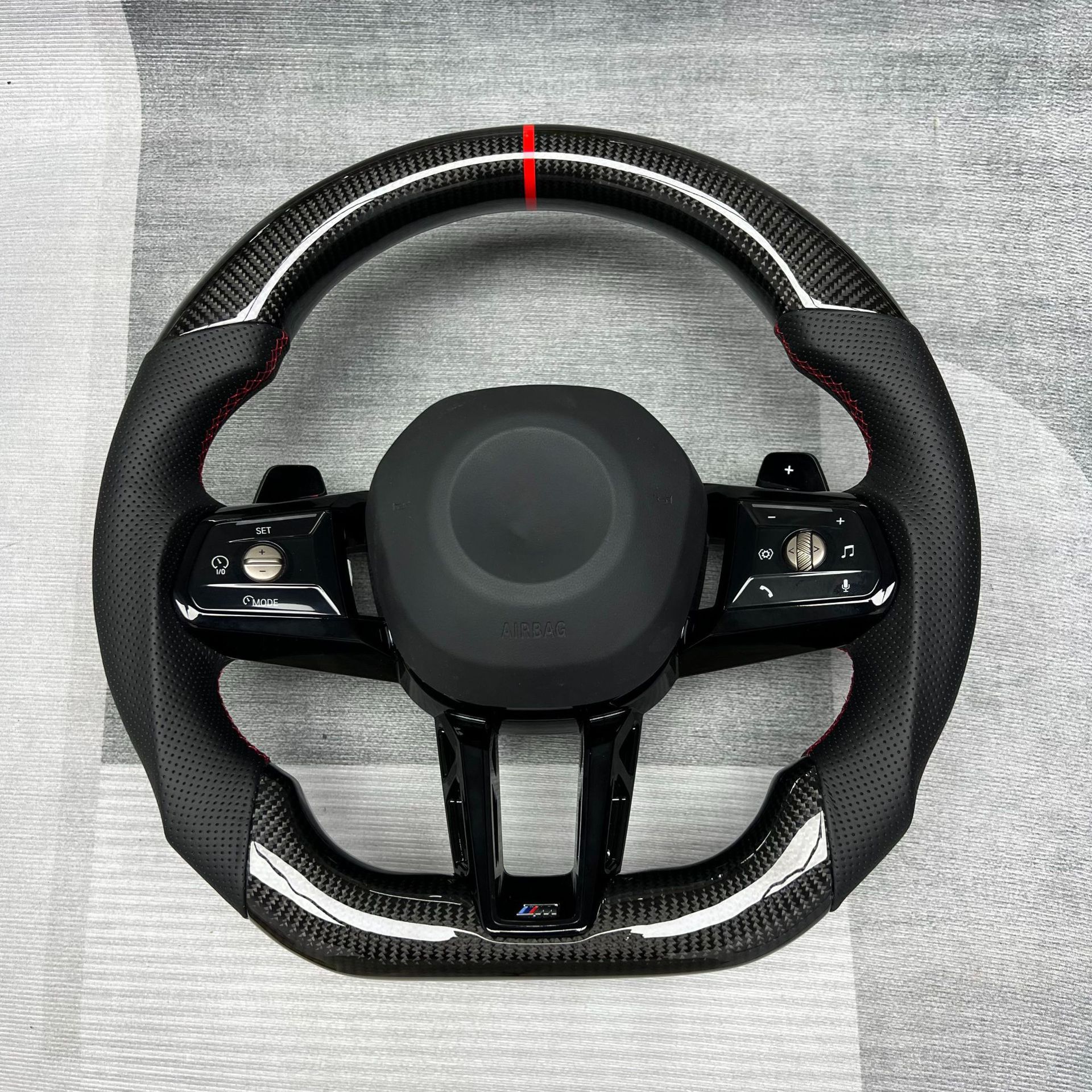 Suitable for Bmw Carbon Fiber Steering Wheel Processing and Customization, G38/G Chassis/Steering Wheel Full Series Upgrade Modification