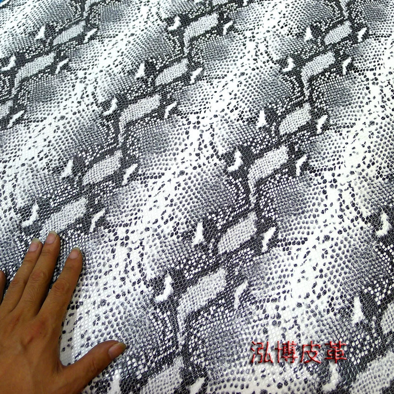 [Small wholesale two-layer python pattern] Python pattern genuine leather fabric, handbags, luggage, leather goods, genuine leather fabric