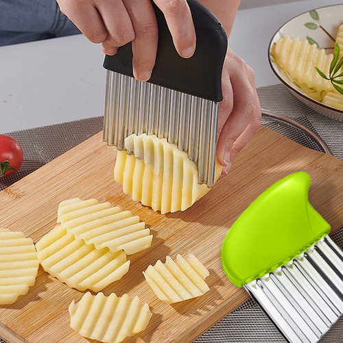 Stainless Steel Potato Knife Creative Wave Potato Knife Potato Cutter French Fry Knife Kitchen Gadget Wolf Tooth Potato Cutter