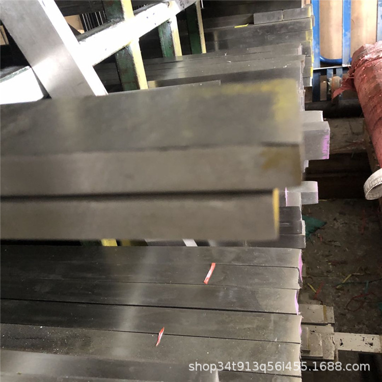 2520不锈钢方棒规格10*10不锈钢方棒现货青岛不锈钢方棒