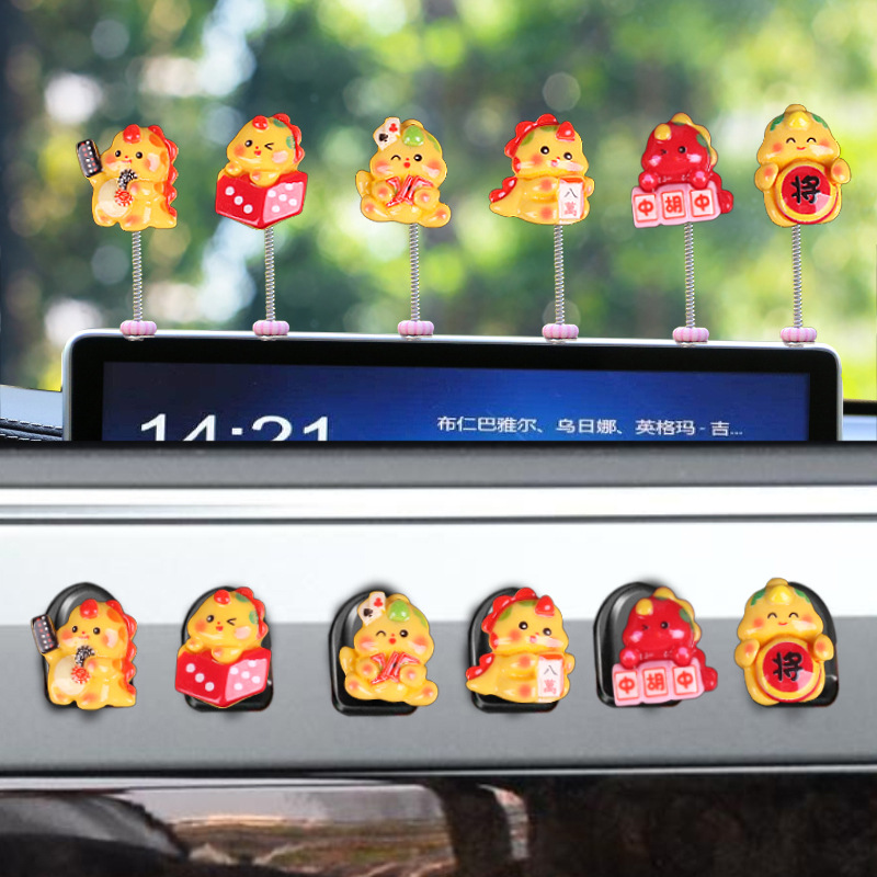 2024 Año Nuevo Dragón Bebé Decoración de coche Decoración de coche Consola central de coche Pantalla lindo Año Nuevo Mahjong