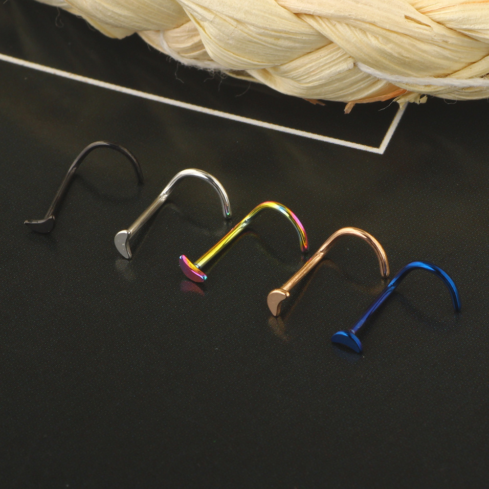 Pointed titanium steel lip stud product view