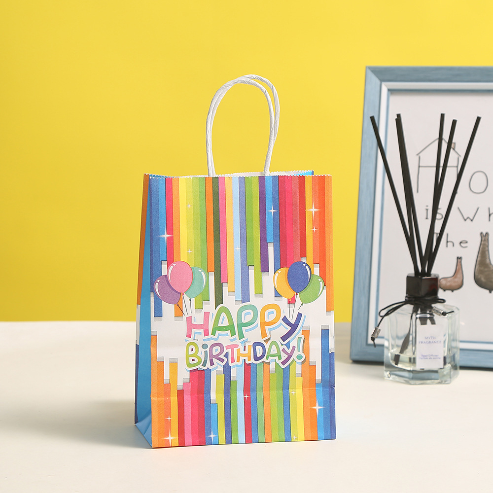Bolsas de regalo al por mayor en stock serie de fiesta de cumpleaños bolsas de cartón cartón color arco iris bolsas de regalo de cumpleaños