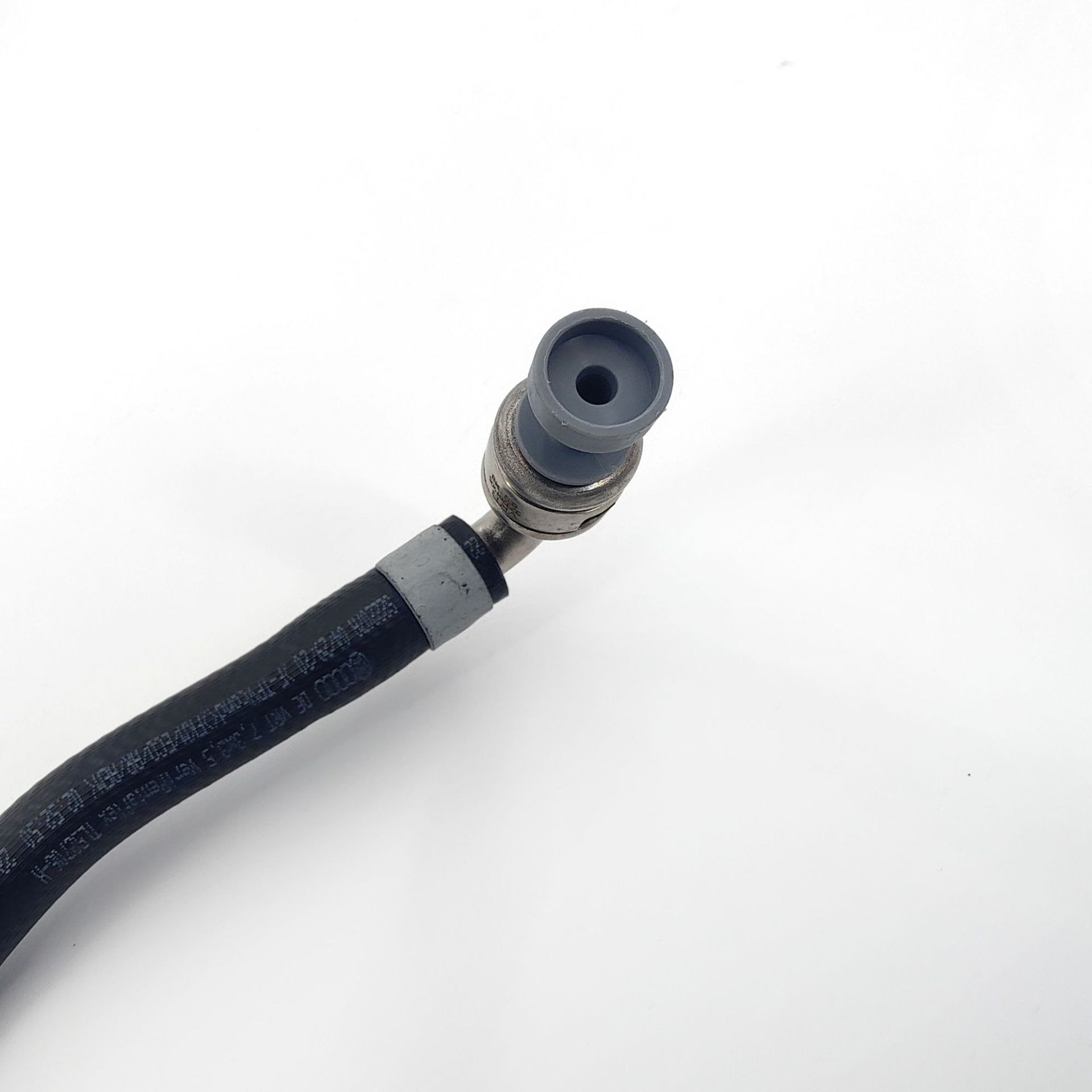 06Q133723J Fuel Pipe 201096 is suitable for auto parts, car oil pipes, fuel pipes, and power steering pump oil pipes