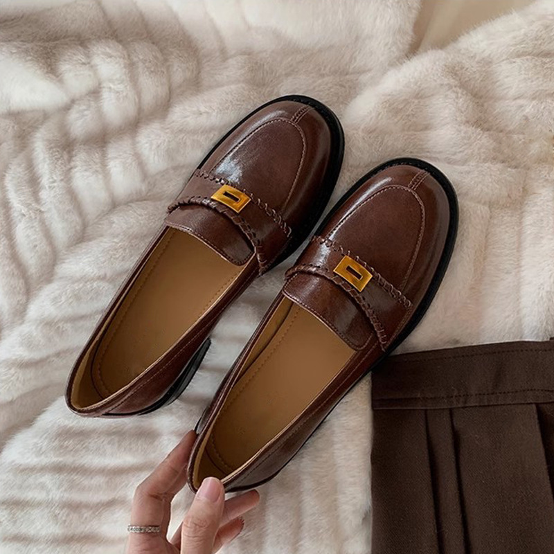 Grape Mom primavera nuevo estilo británico retro pequeña hebilla dorada cabeza redonda perezosa tacón grueso zapatos de cuero Love mujer