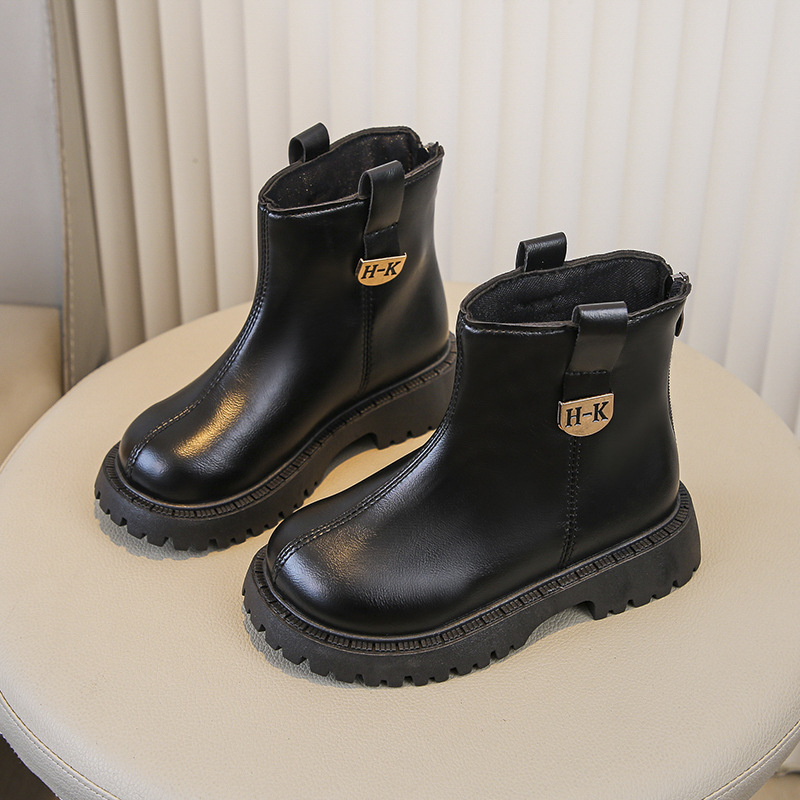 Martin 2024 Herbst/Winter Neue Kollektion Kinder Kurze schwarze Lederstiefel mit weicher Sohle im britischen Stil für Mädchen_voghion.com