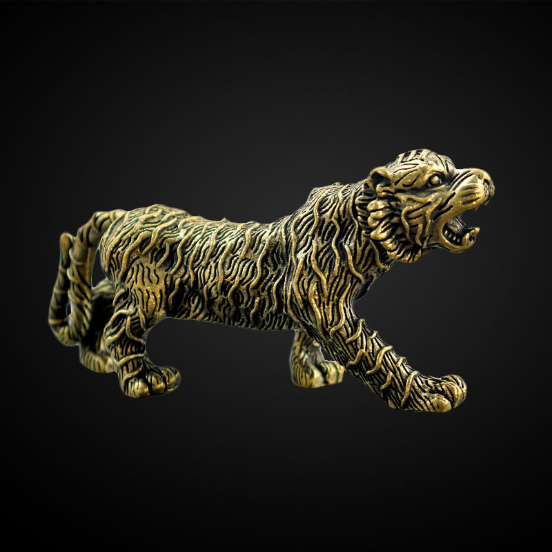 Latón puro leopardo decoración de escritorio Oficina Lucky leopardo Decoración Retro wenwan té mascota pequeña decoración mango