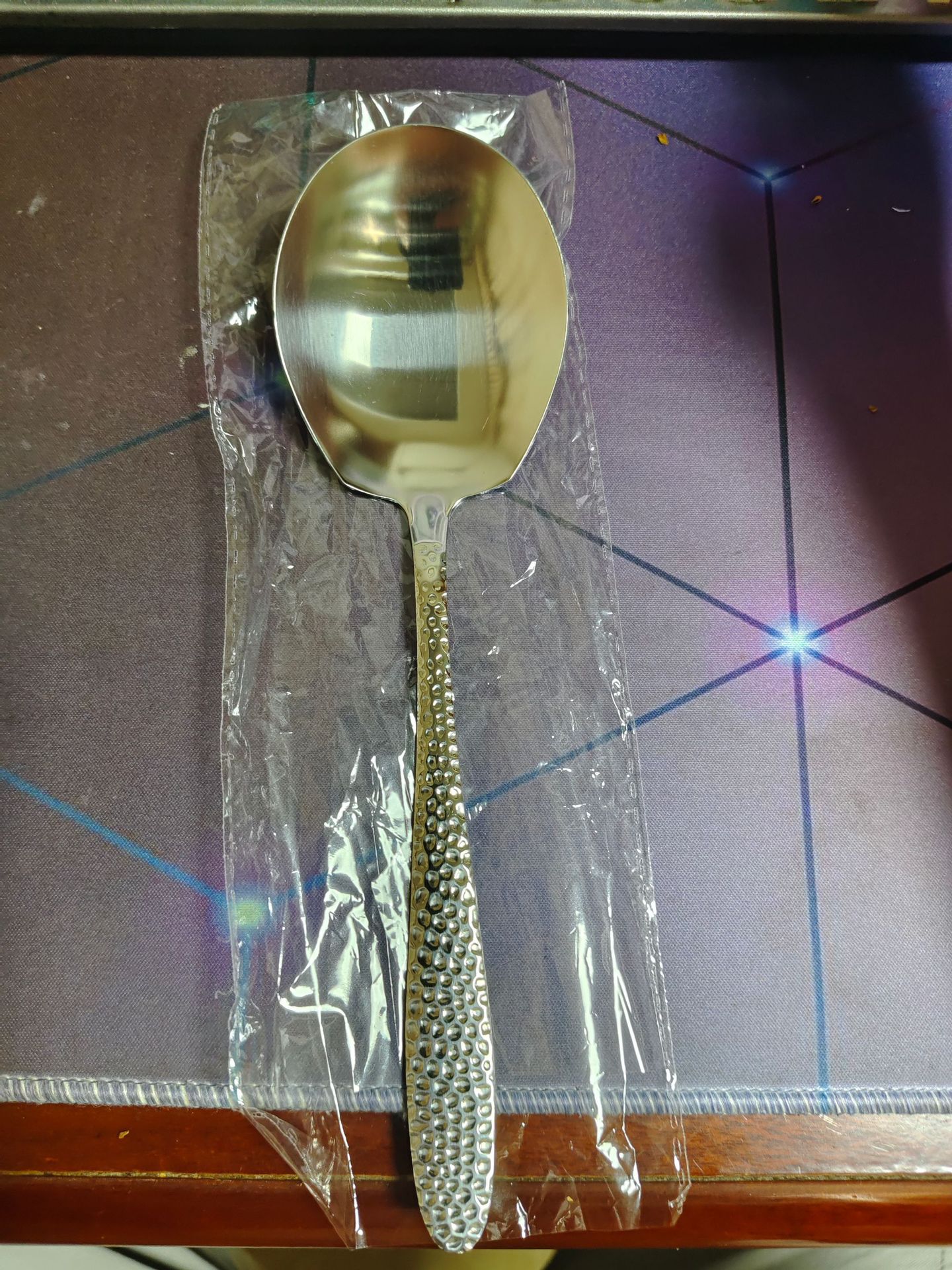 Cuchara común con patrón de martillo