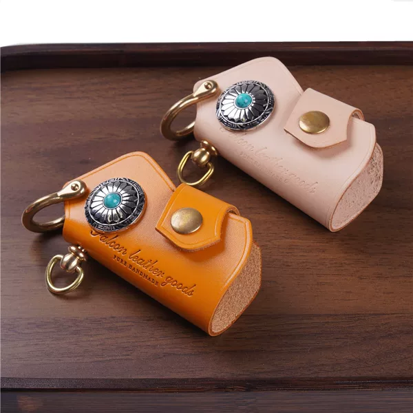 Handmade Cowhide Car Key Bag for Men and Women, First-Layer Genuine Leather Universal Car Key Bag, Retro Waist Hanging Keychain Trend