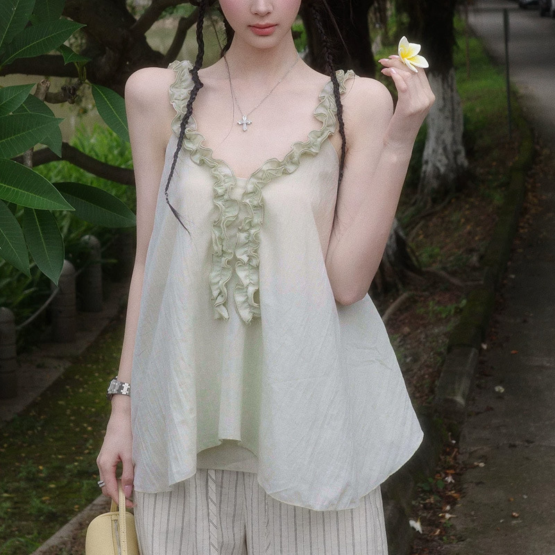 Pastoral Style Ruffled V-Neck Camisole for Women, Summer Vibe, Casual, Age-Reducing, Loose Fit, Slimming, Versatile Top